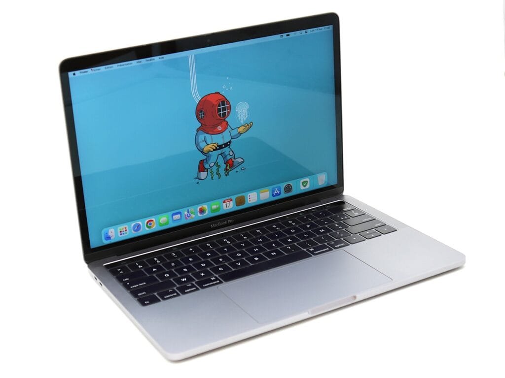 MacBook Pro TouchBar 2016 i5 16Go 500Go reconditionné - PC Apple MacBook Pro TouchBar 2016 remis à neuf - MacBook Pro 2016 i5 performant avec TouchBar - Laptop Apple MacBook P (1).jpg